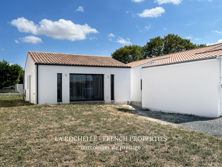 Property for sale - Maison Le Thou CG-266