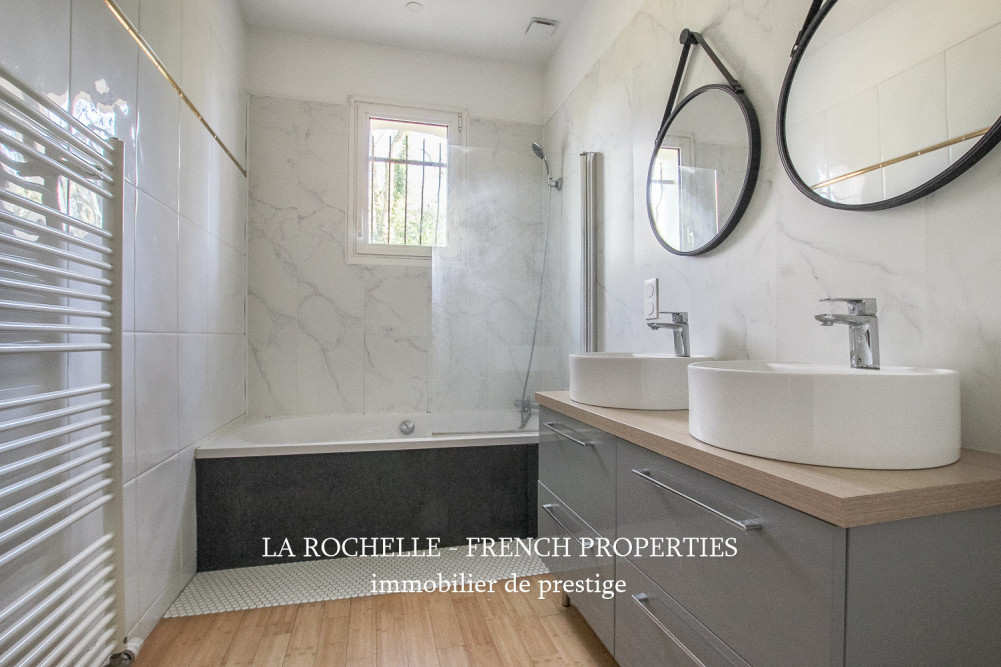 Bien à vendre - Maison La Rochelle CG-258