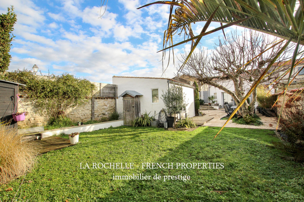House for sale Charente-Maritime / La Rochelle et sa région / Villedoux