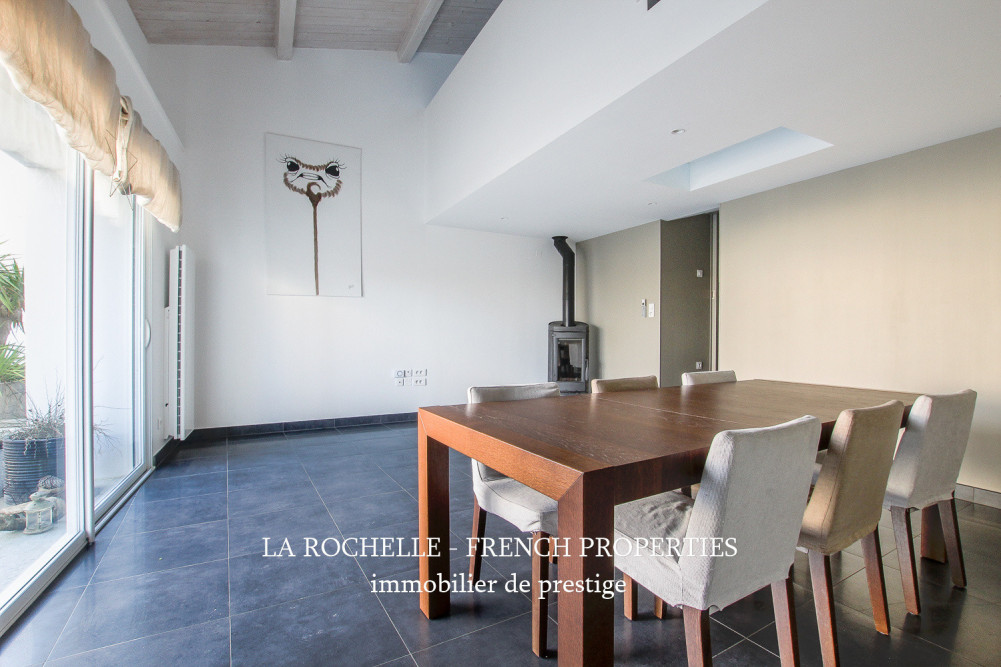 Property for sale - Maison La Rochelle MR-234