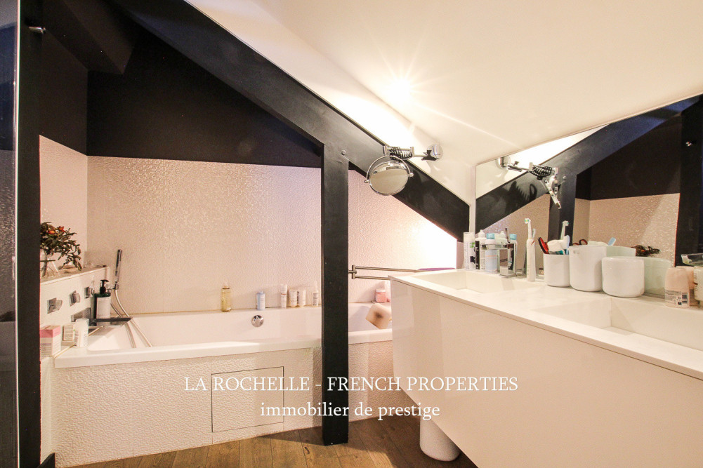 Bien à vendre - Maison La Rochelle MR-227