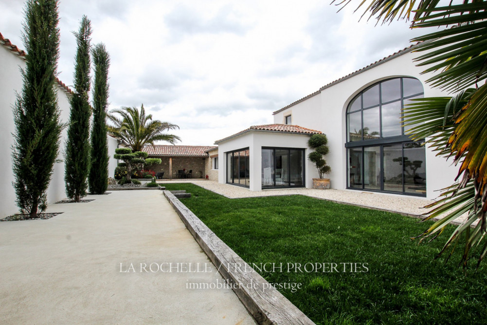 Maisons à vendre Immobilier de luxe CharenteMaritime La Rochelle