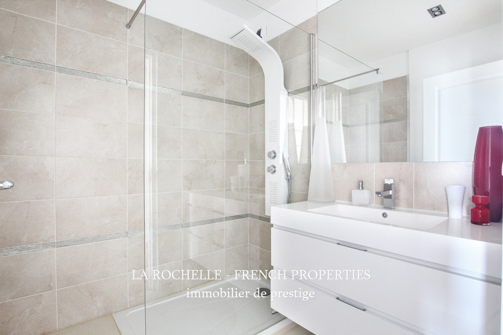Property for sale - Appartement La Rochelle CGE-98