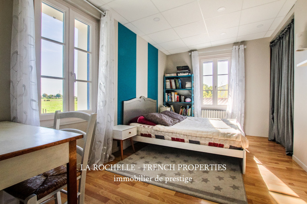 Property for sale - Maison La Rochelle CG-293