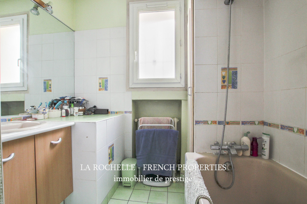 Property for sale - Maison La Rochelle MR-207
