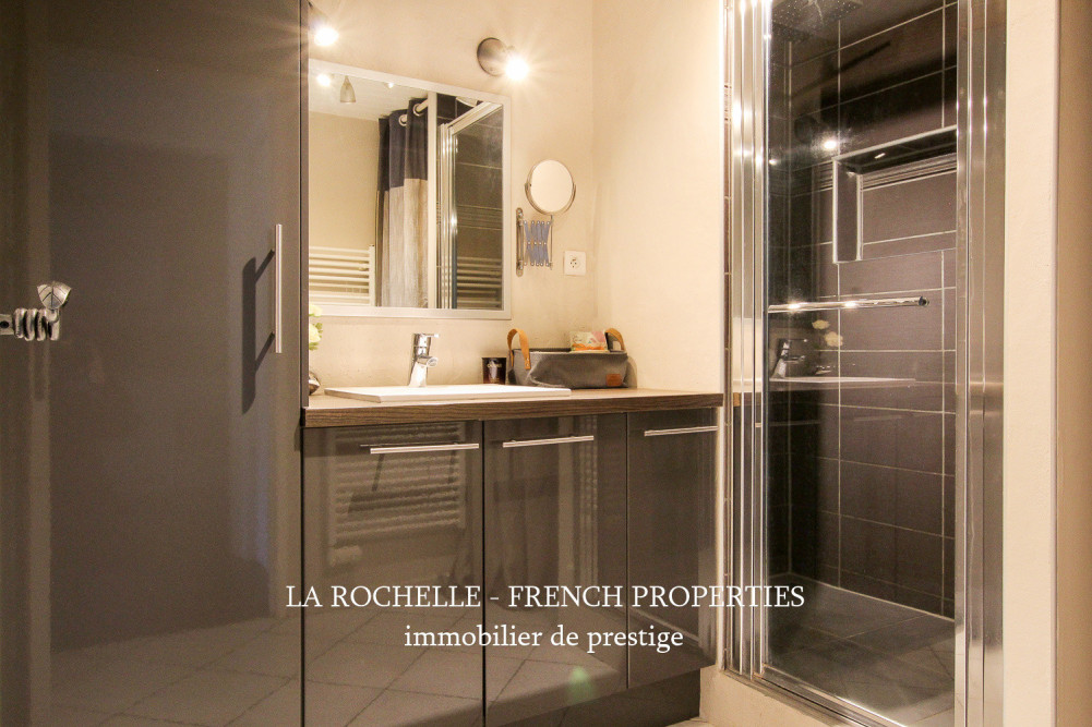 Property for sale - Maison La Rochelle MR-234