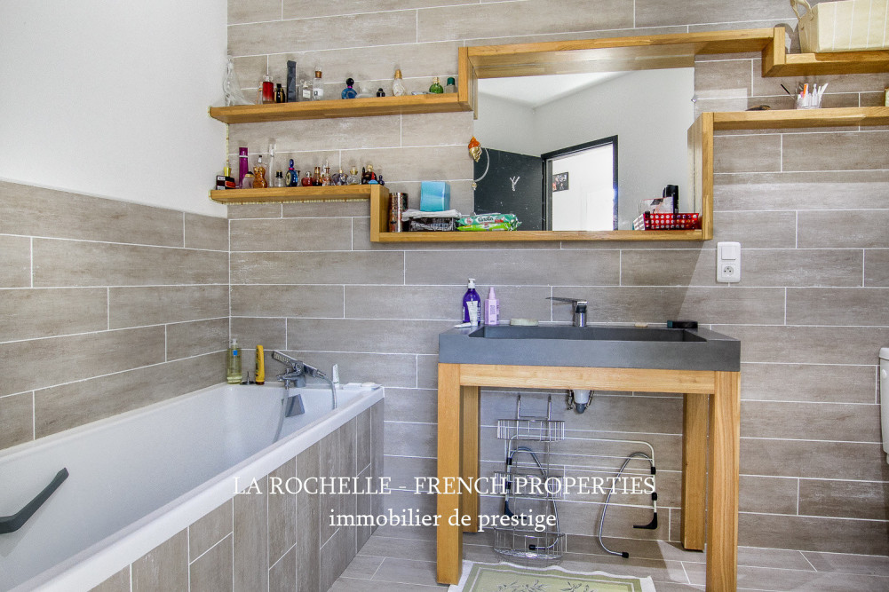 Bien à vendre - Maison La Rochelle CG-274
