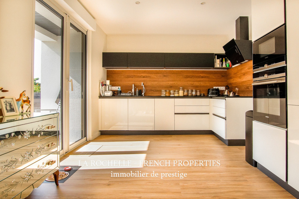 Property for sale - Maison Rochefort CG-287