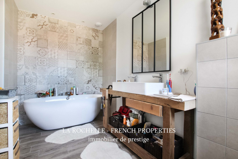 Property for sale - Maison La Rochelle CG-191