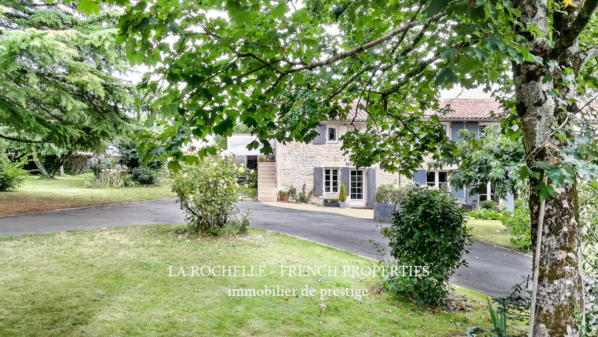 Bien à vendre - Maison Fontenay-le-Comte MR-209